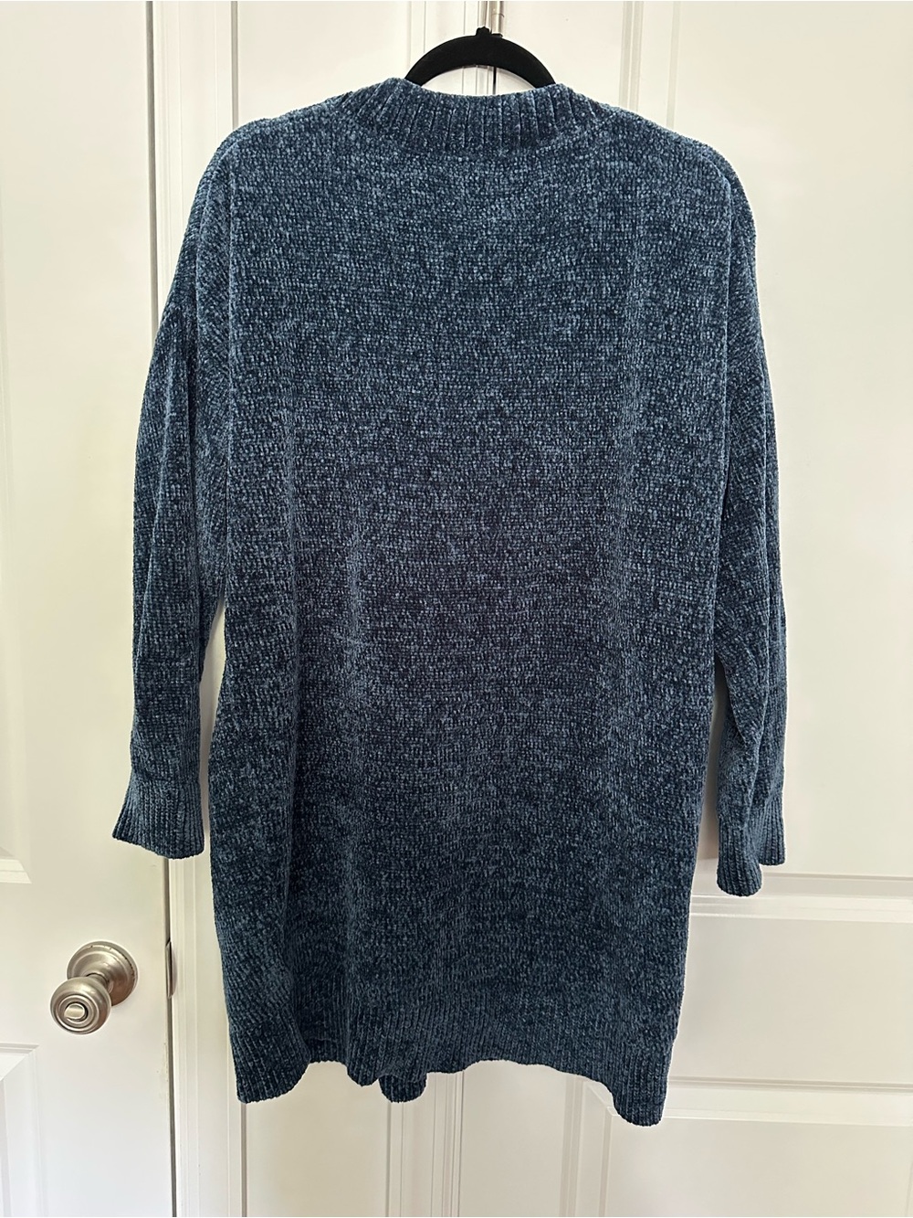 Express Chenille V-Neck Sweater Tunic - Navy Blue - Picture 6 of 6